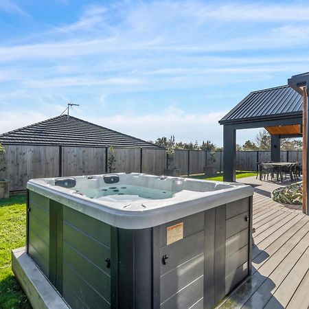 Regent Sanctuary - Martinborough Holiday Home Екстер'єр фото