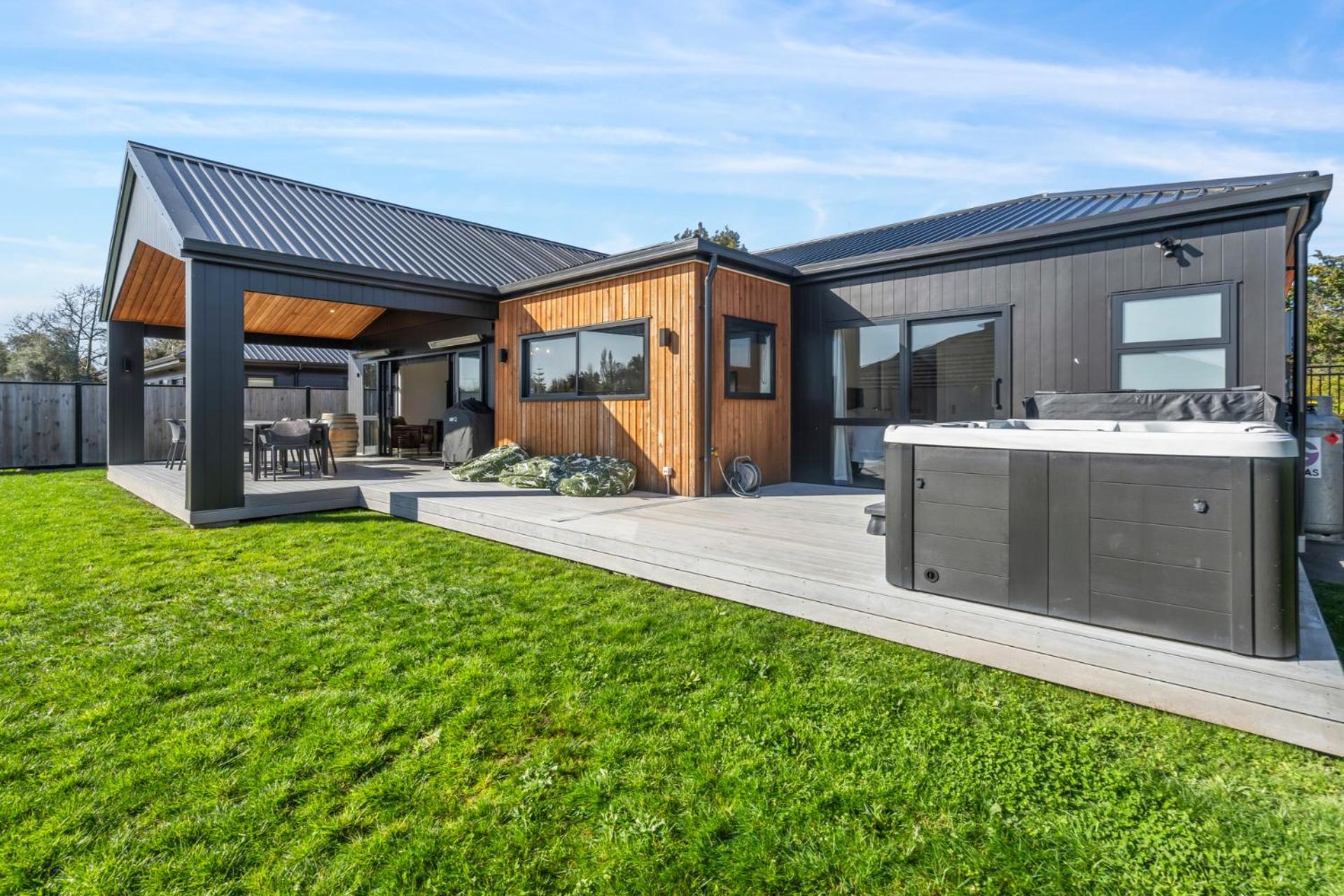 Regent Sanctuary - Martinborough Holiday Home Екстер'єр фото