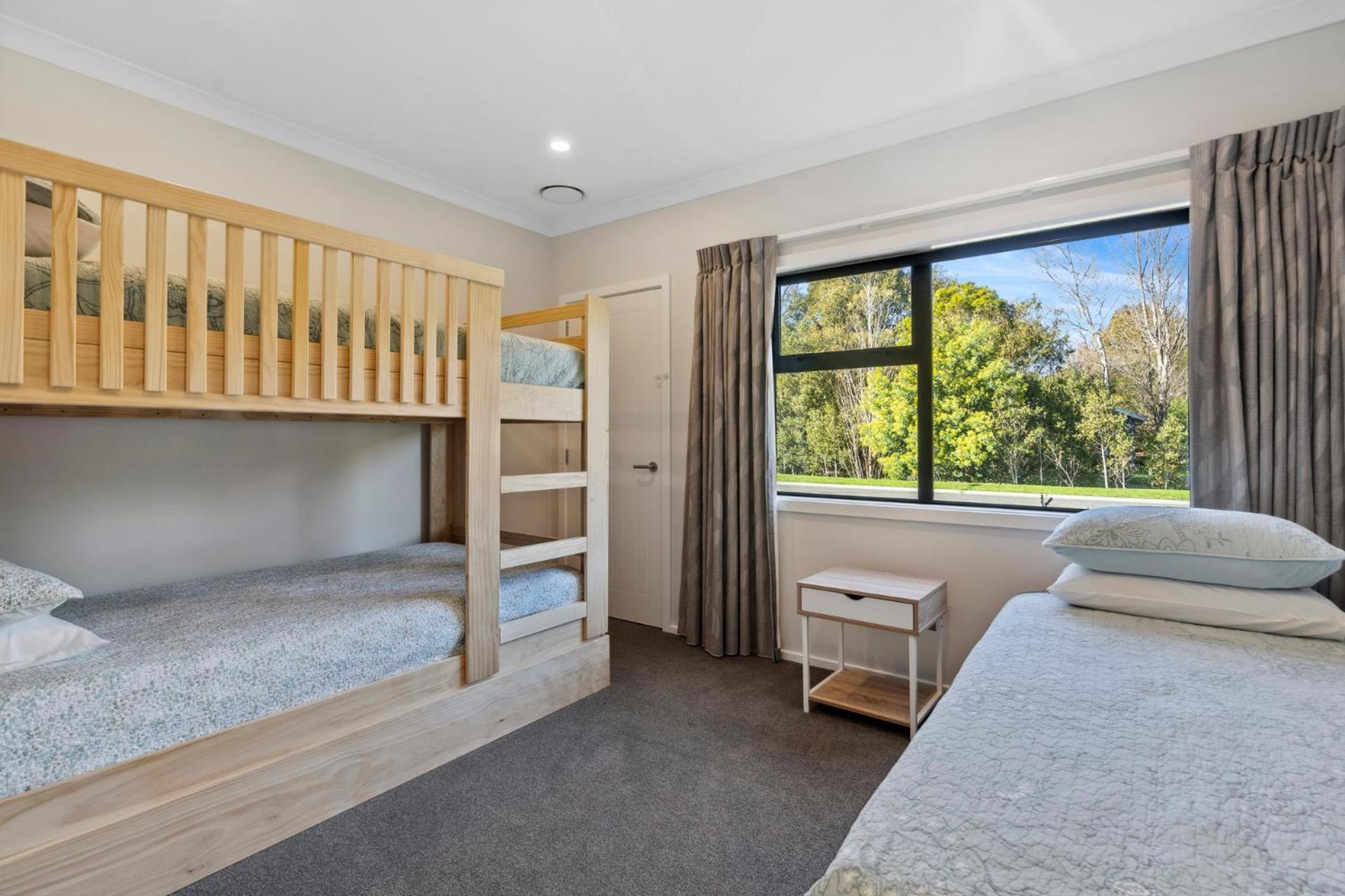 Regent Sanctuary - Martinborough Holiday Home Екстер'єр фото